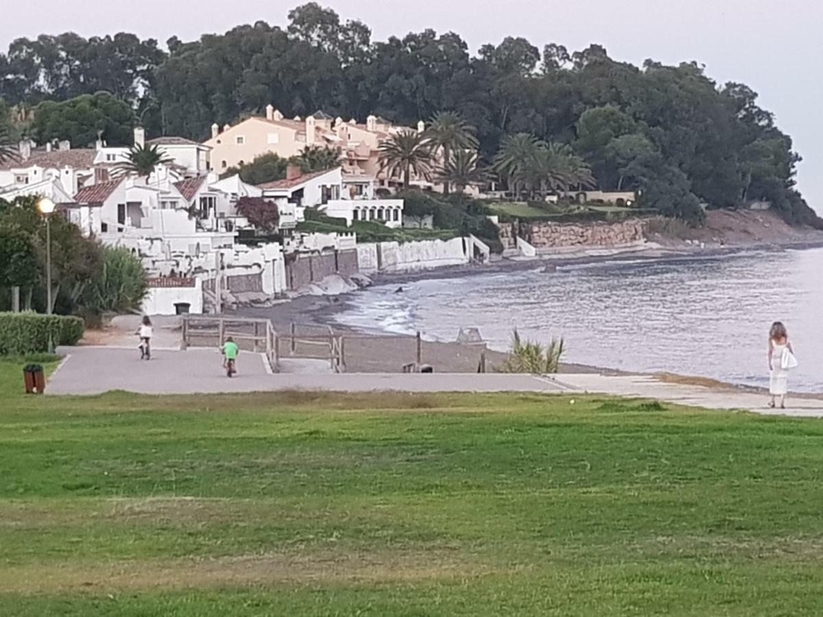 Villa Adosado Junto Al Mar Estepona Exterior foto